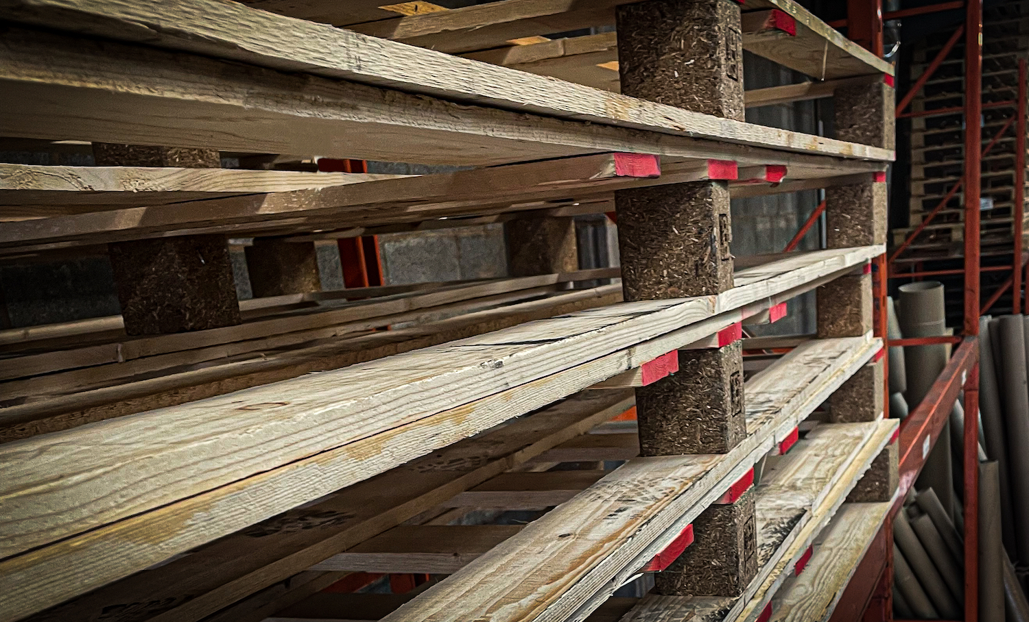 Buy extra long wooden pallets in Manchester